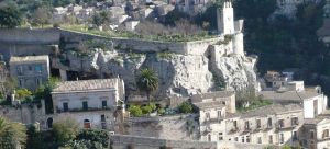 castello-conti-modica